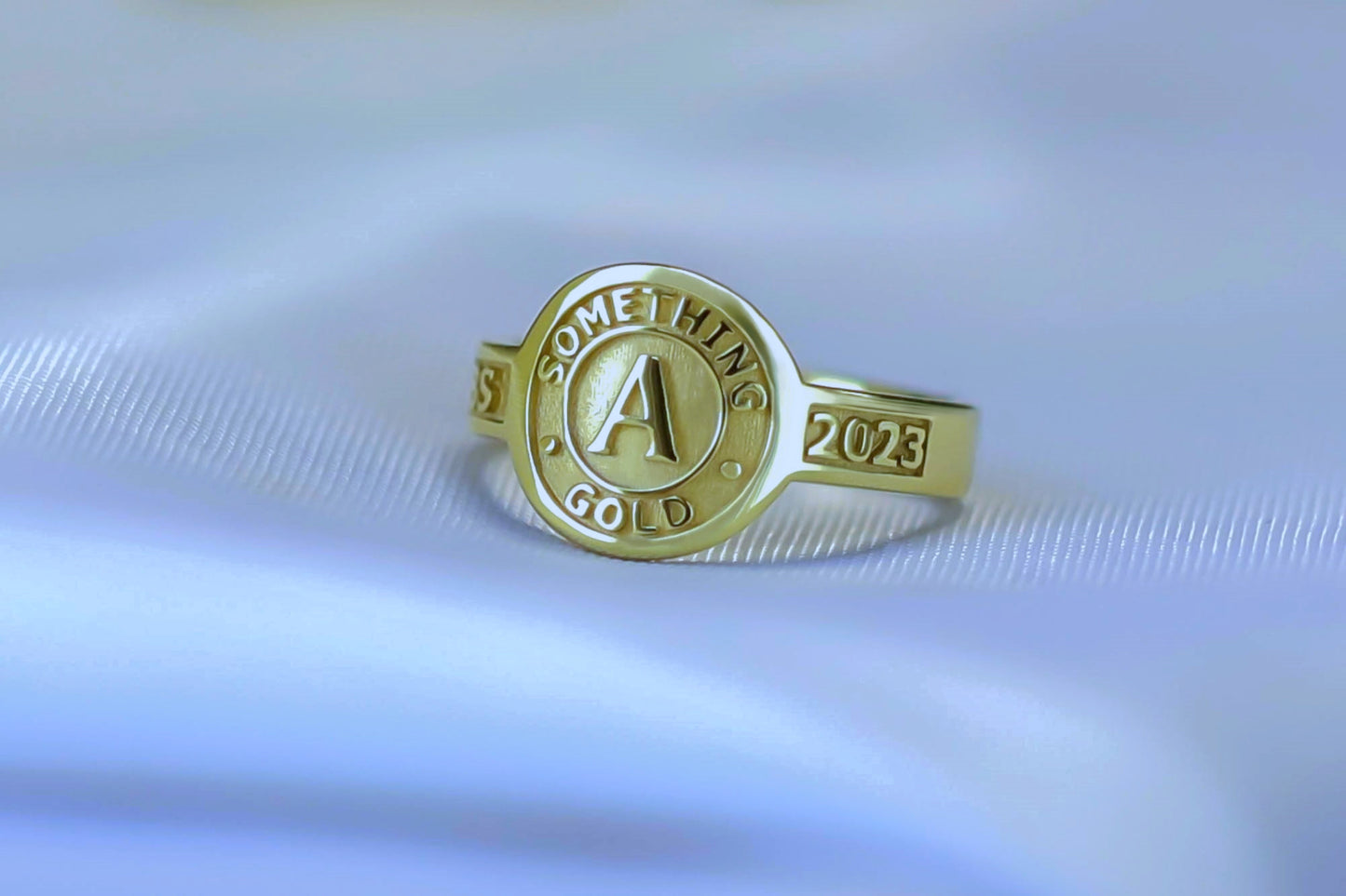 Dainty Gold Class Ring for Women – Custom College Graduation Gift Jewelry