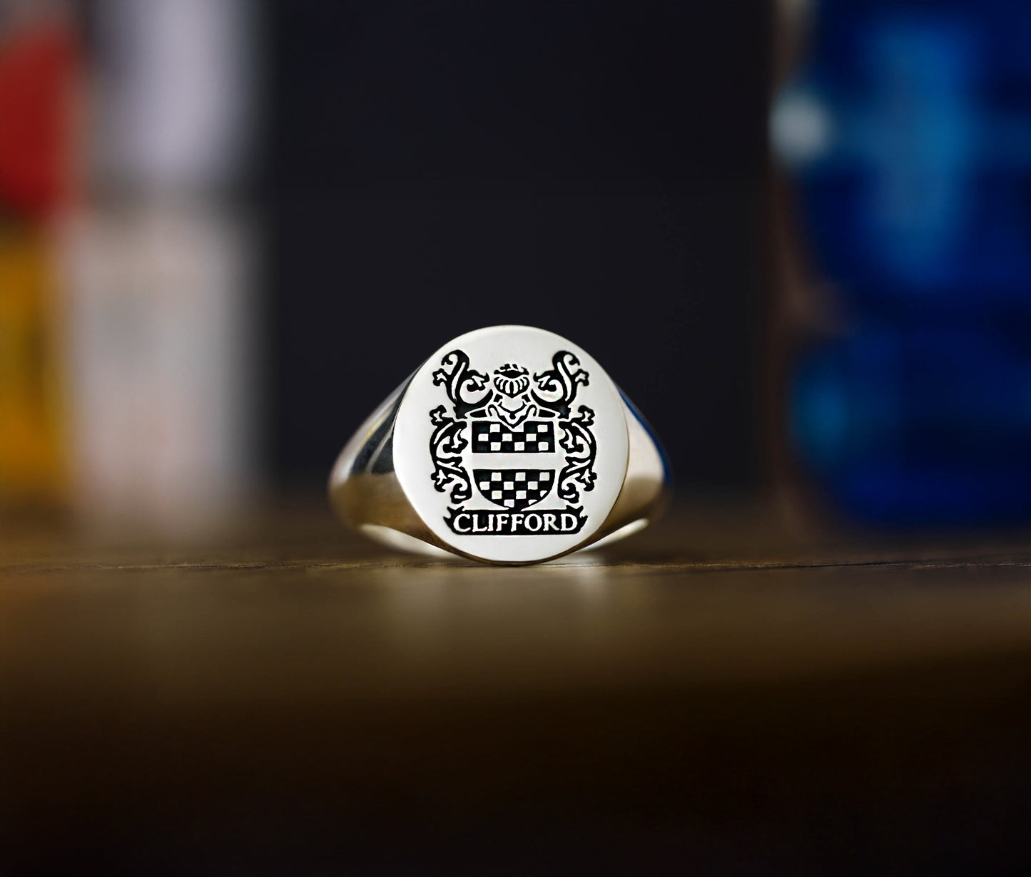 Sterling Silver Family Crest Signet Ring – Meaningful Jewelry Gift for Men, Father’s Day Gift, Birthday Gift for Dad or Christmas Gift for Him