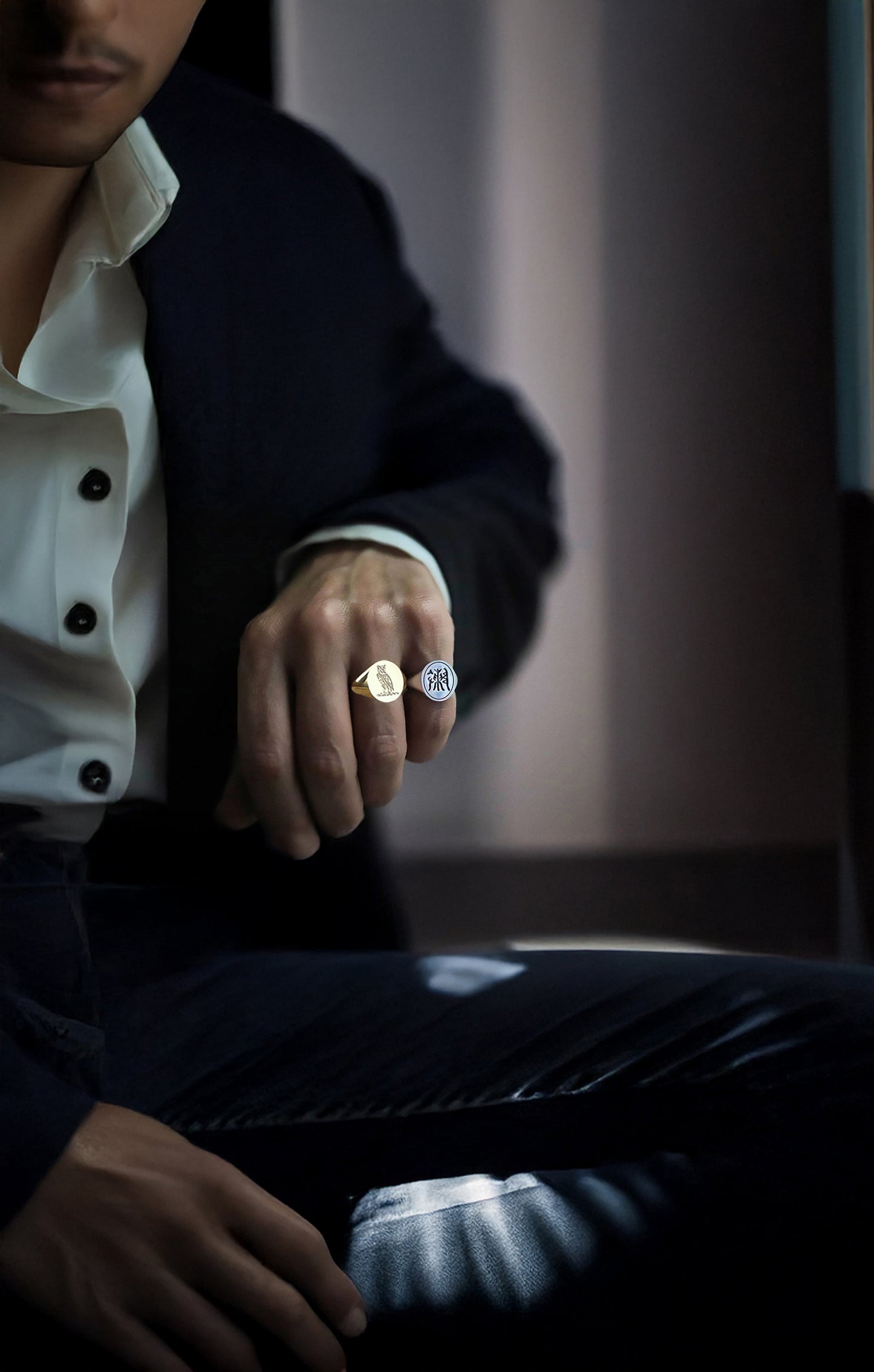 Custom Solid Gold Signet Ring – Engraved Personalized Initials or Design