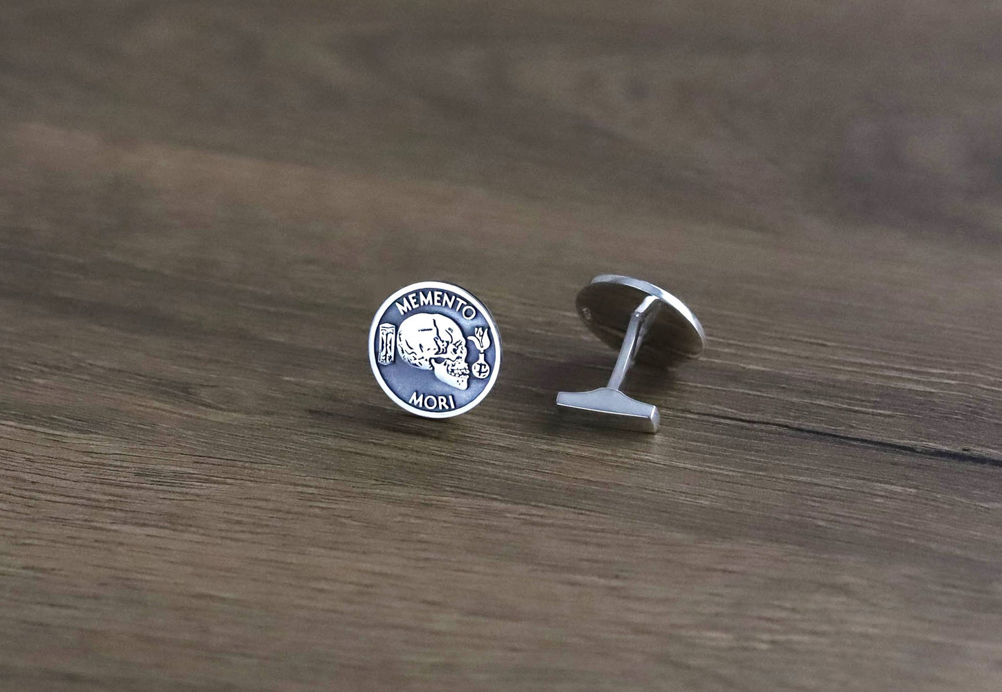 Solid Gold Memento Mori Cufflinks – Engraved Stoic Heirloom Gift for Men