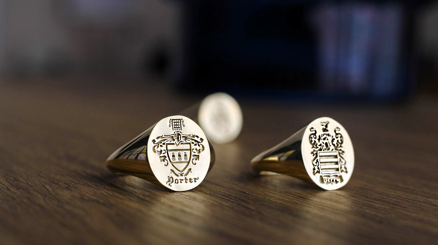 Custom Solid Gold Signet Ring – Engraved Personalized Initials or Design