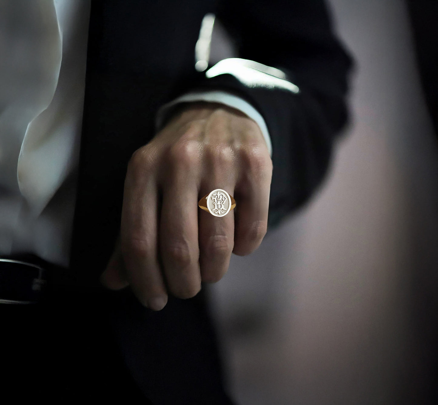 Custom Solid Gold Signet Ring – Engraved Personalized Initials or Design