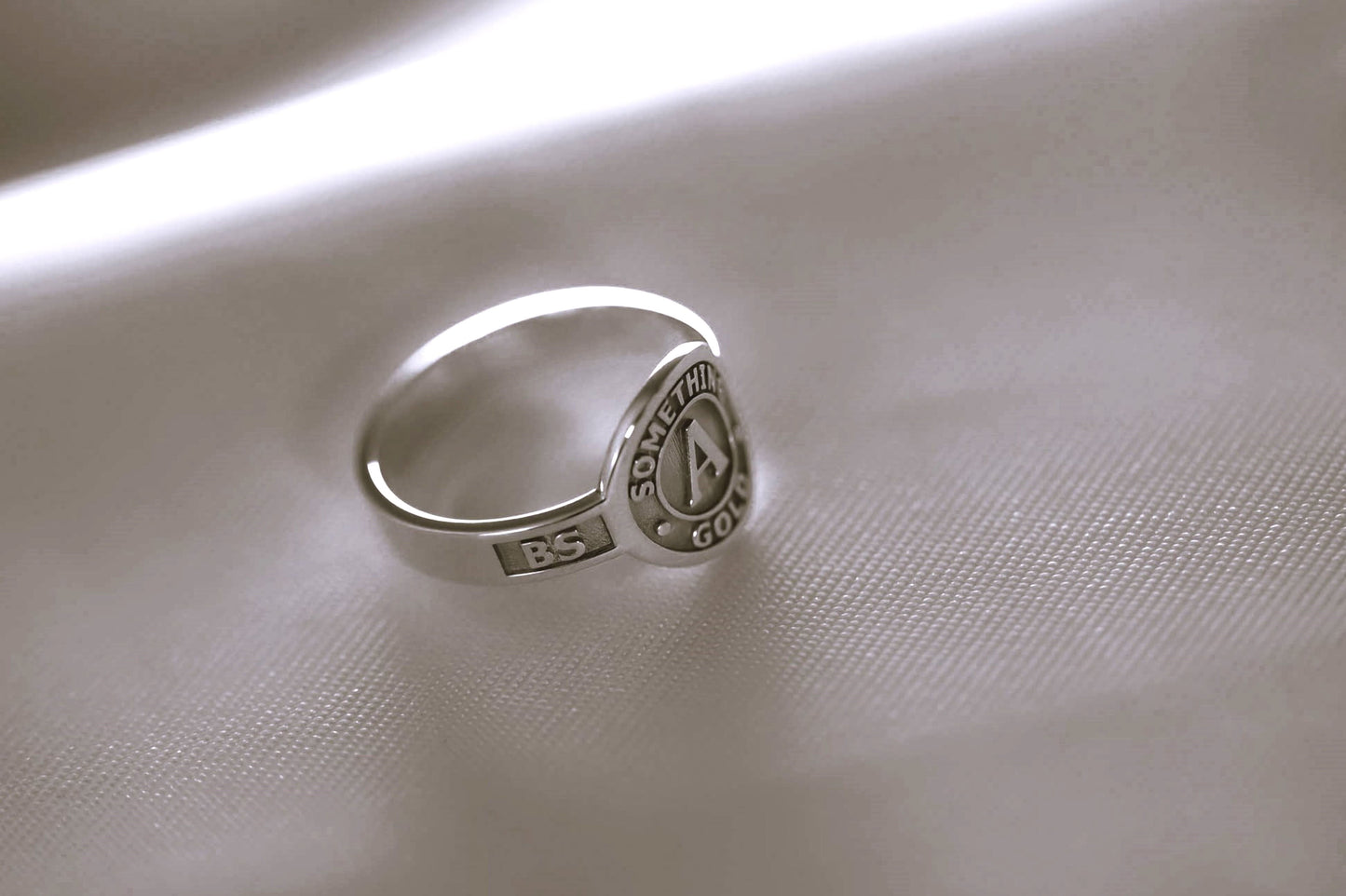 14K Solid White Gold Dainty Class Ring - Custom Graduation Gift Jewelry