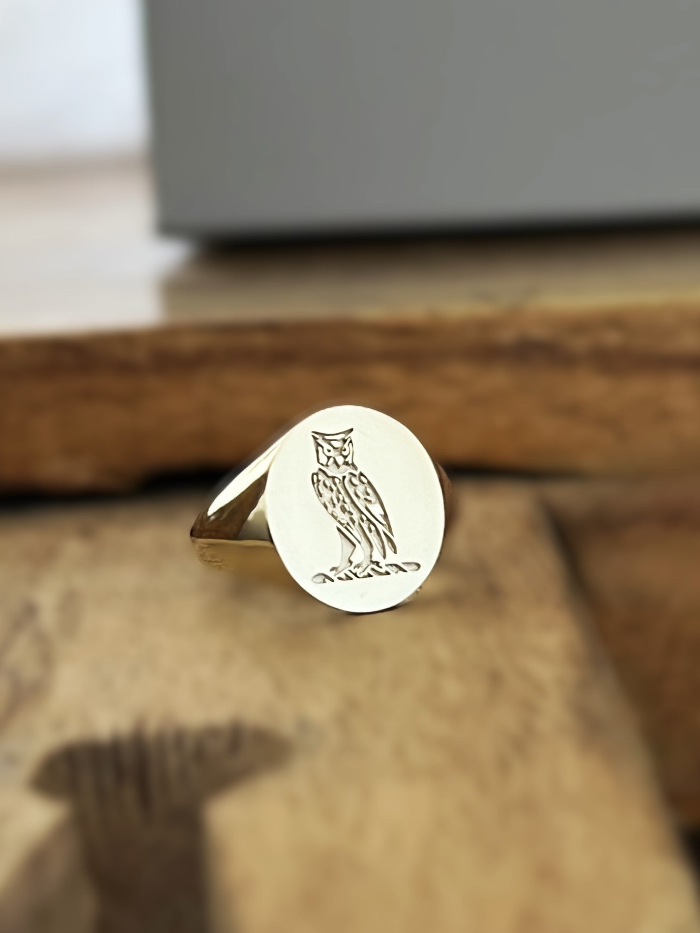 Custom Solid Gold Signet Ring – Engraved Personalized Initials or Design