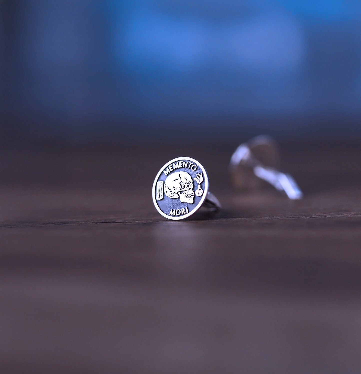 Solid Gold Memento Mori Cufflinks – Engraved Stoic Heirloom Gift for Men