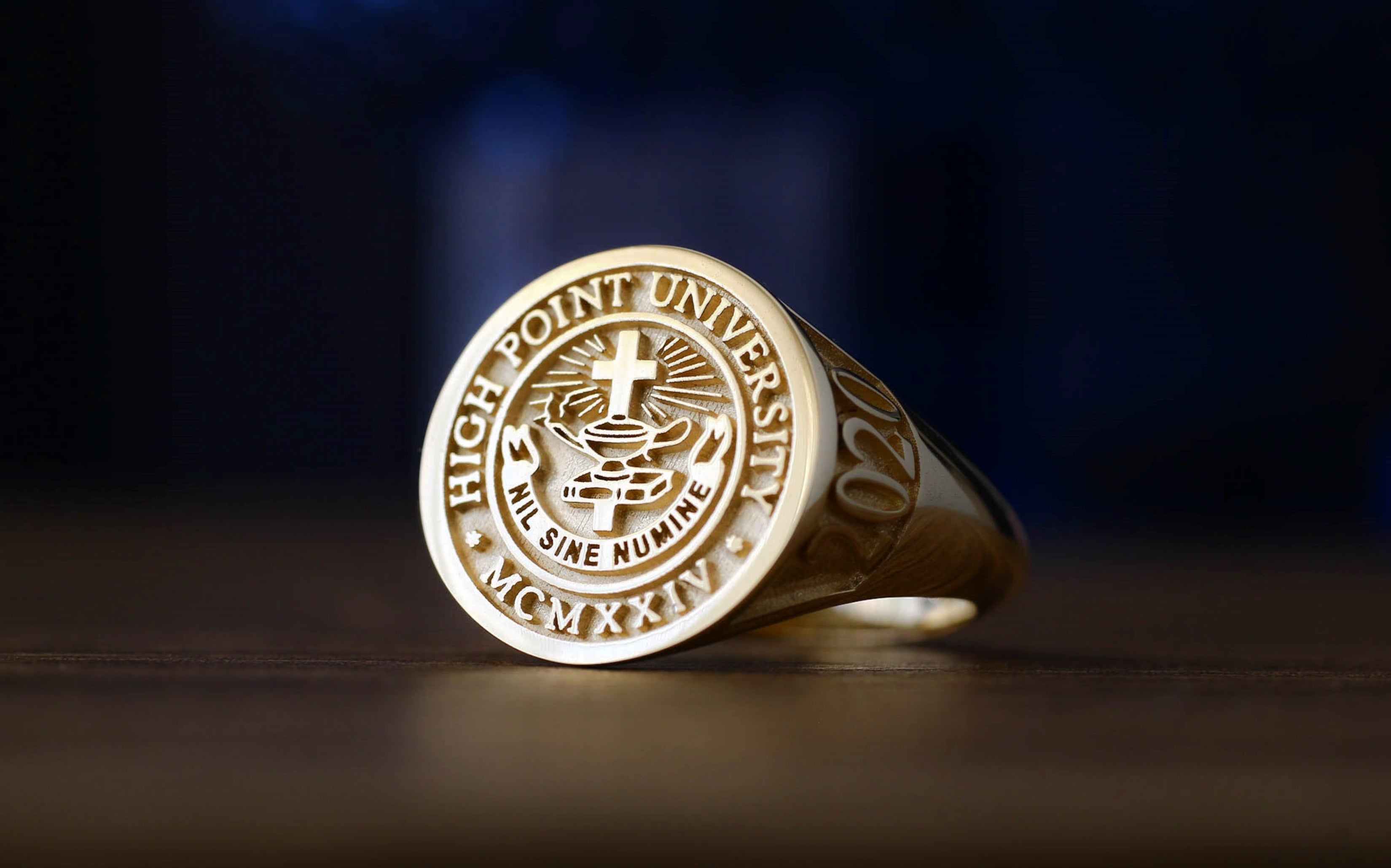 Custom Class Rings – Personalized Graduation Rings in Gold & Silver ...
