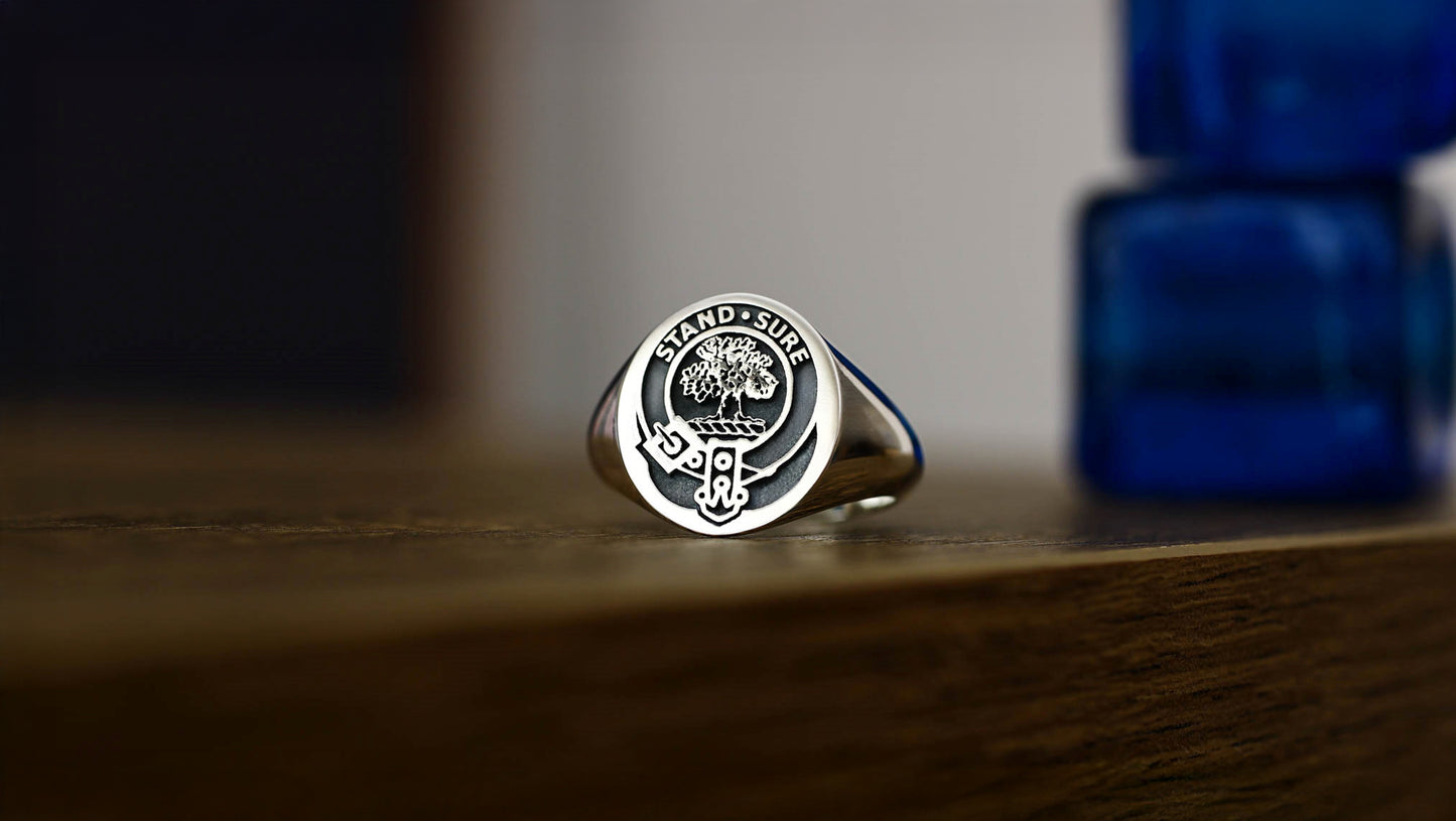 Scottish Clan Anderson Crest Signet Ring – Engraved Family Coat of Arms Jewelry in Sterling Silver or Gold Plated