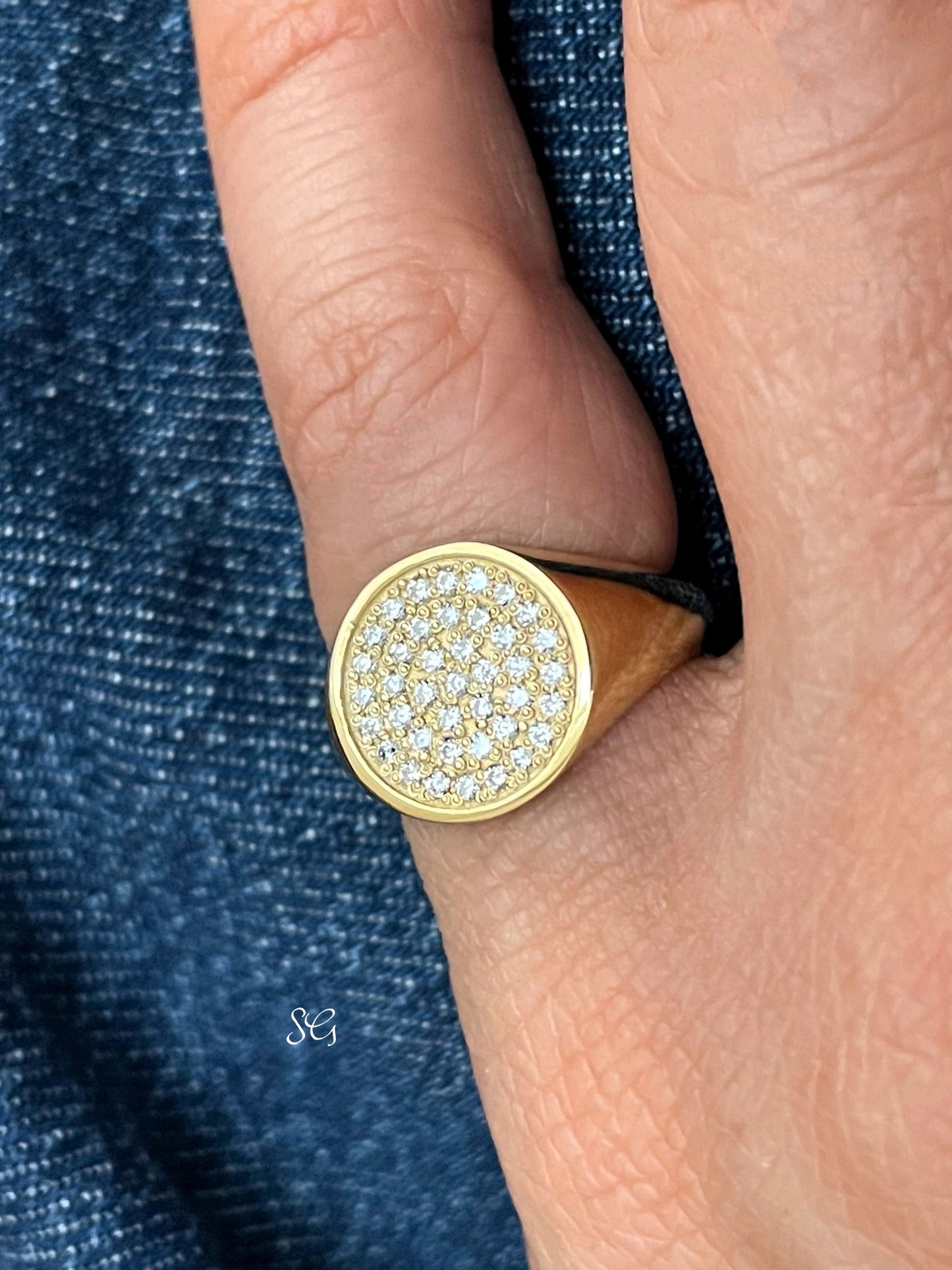 Diamond Paved Signet Ring – Womens 14k Gold Pinky Ring
