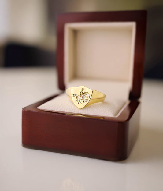 Solid Gold Family Crest Shield Signet Ring – Custom Engraved Coat of Arms Jewelry in 10k, 14k or 18k Gold