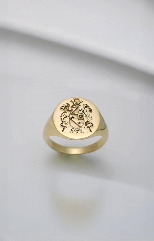 Solid Gold Family Crest Signet Ring – Meaningful Jewelry Gift for Men, Father’s Day Gift, Birthday Gift for Dad or Christmas Gift for Him