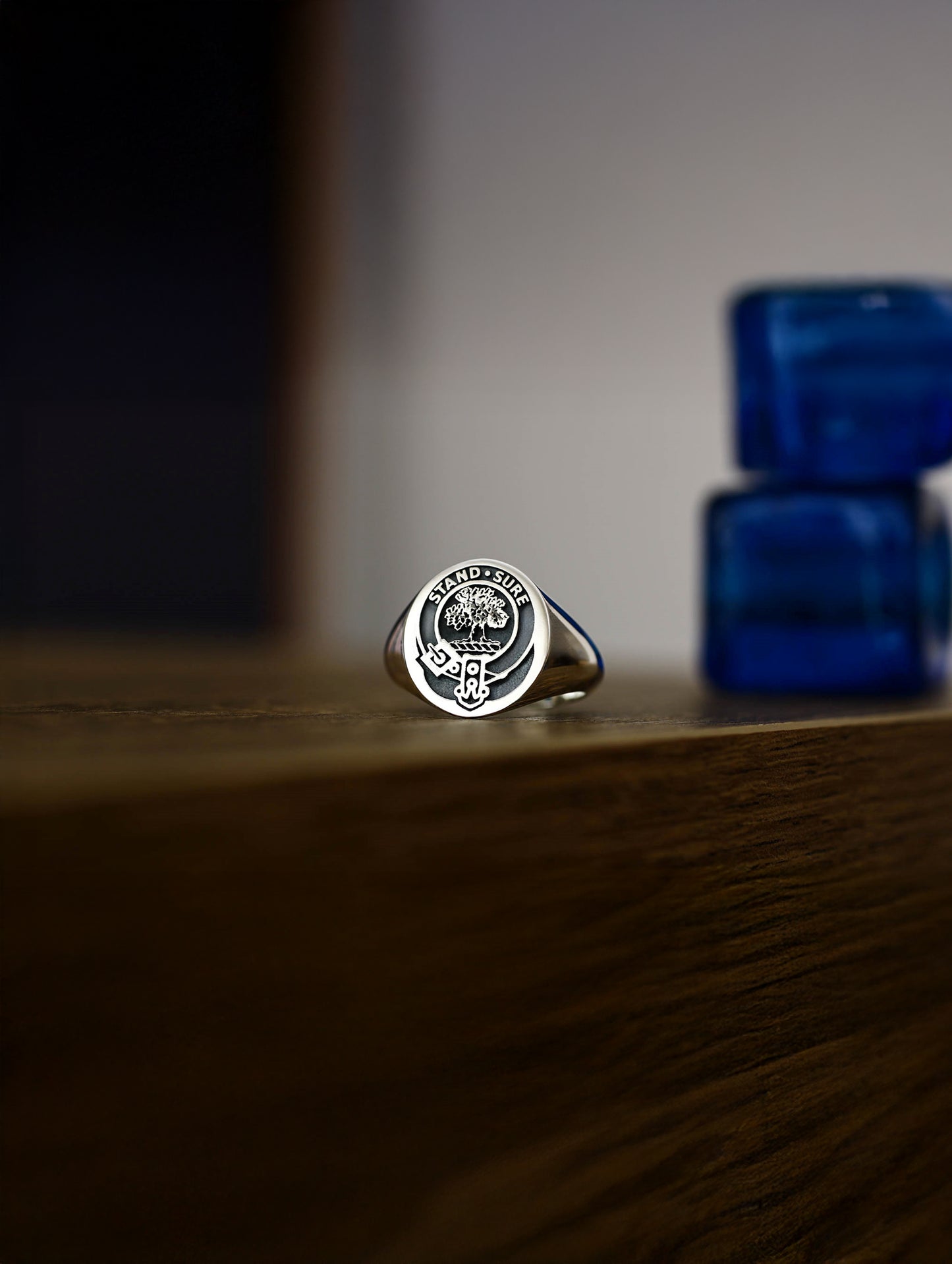 Scottish Clan Anderson Crest Signet Ring – Engraved Family Coat of Arms Jewelry in Sterling Silver or Gold Plated