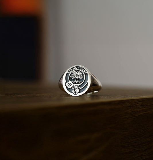 Scottish Clan Anderson Crest Signet Ring – Engraved Family Coat of Arms Jewelry in Sterling Silver or Gold Plated