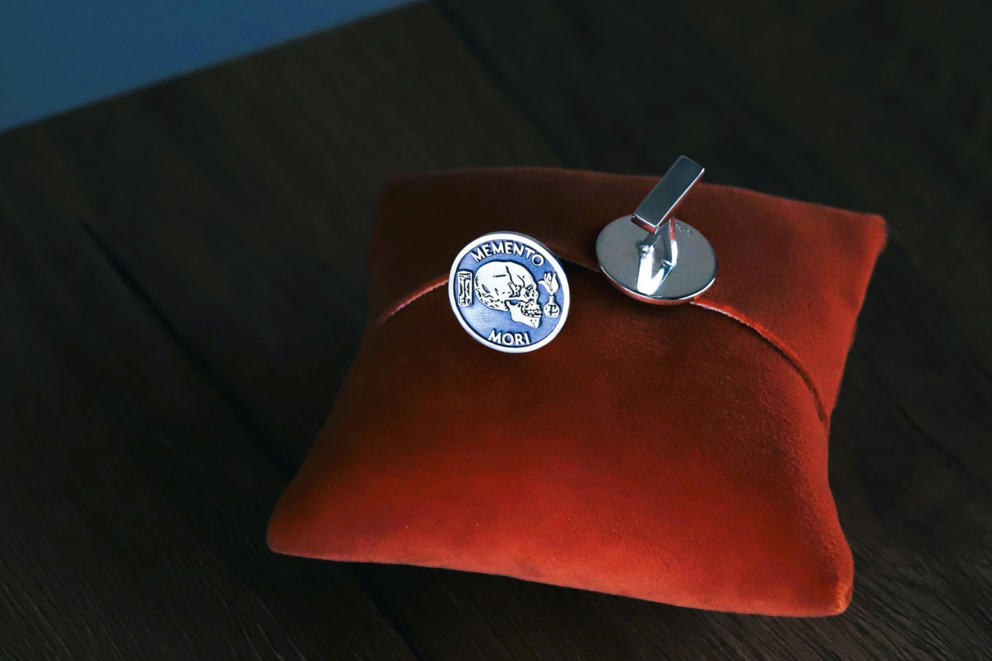 Solid Gold Memento Mori Cufflinks – Engraved Stoic Heirloom Gift for Men