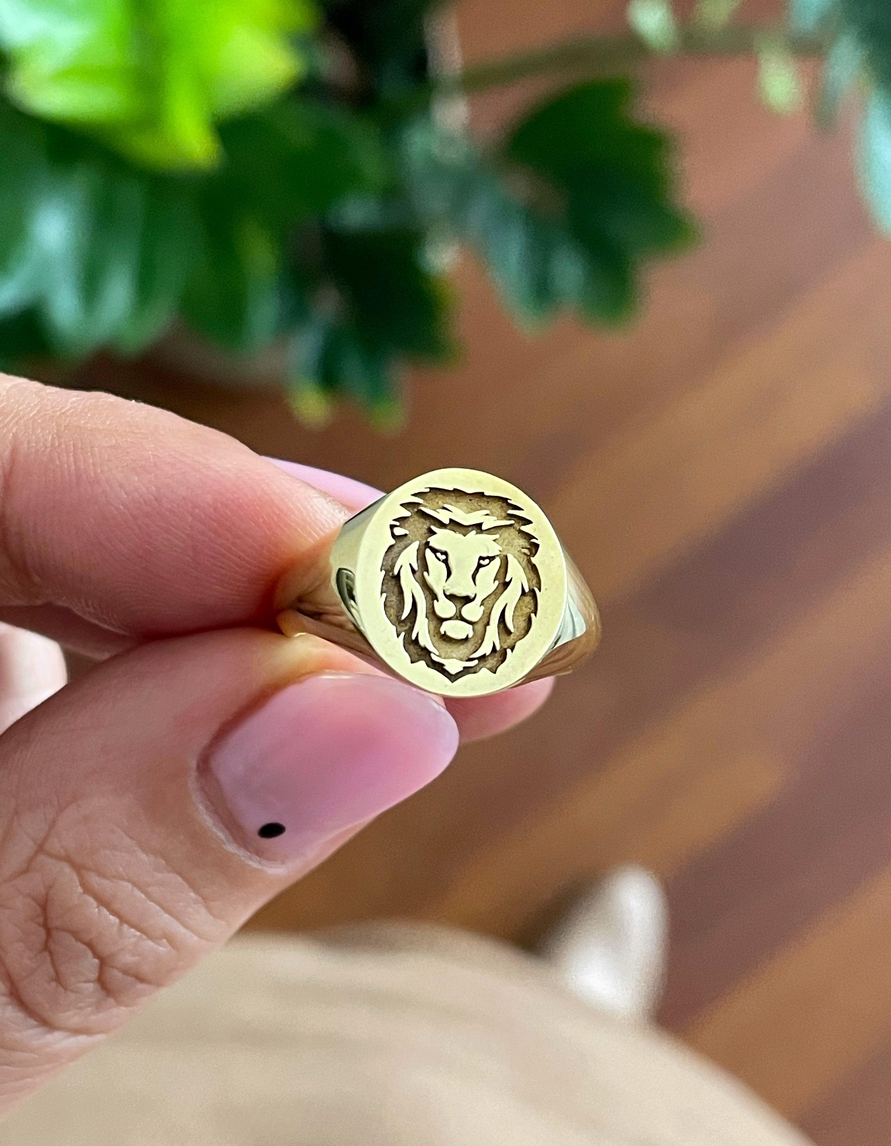 Mens lion online head ring gold