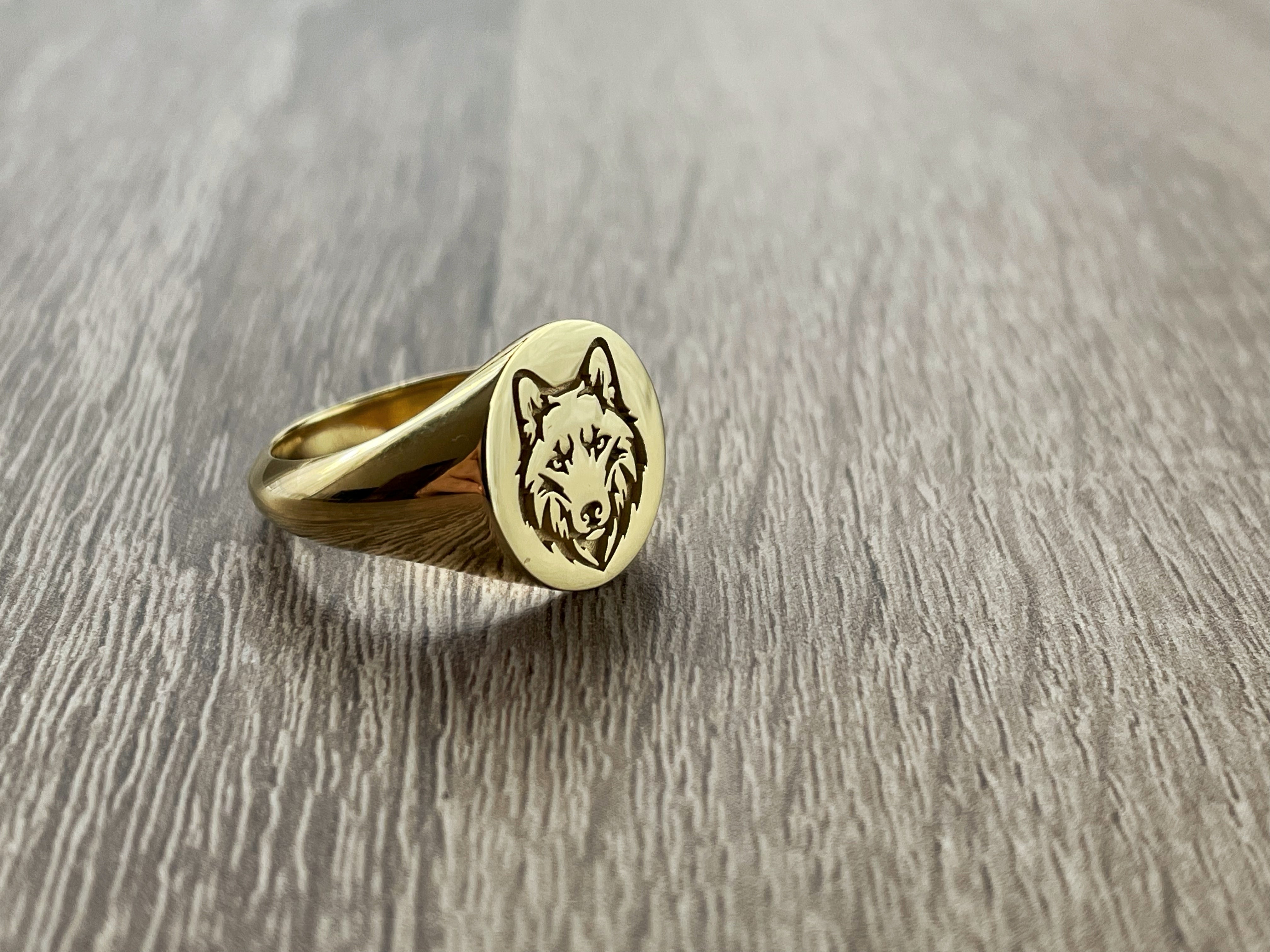 Wolf Ring, Gold Wolf Ring, Wolf Signet Ring, 14k Gold Wolf Ring