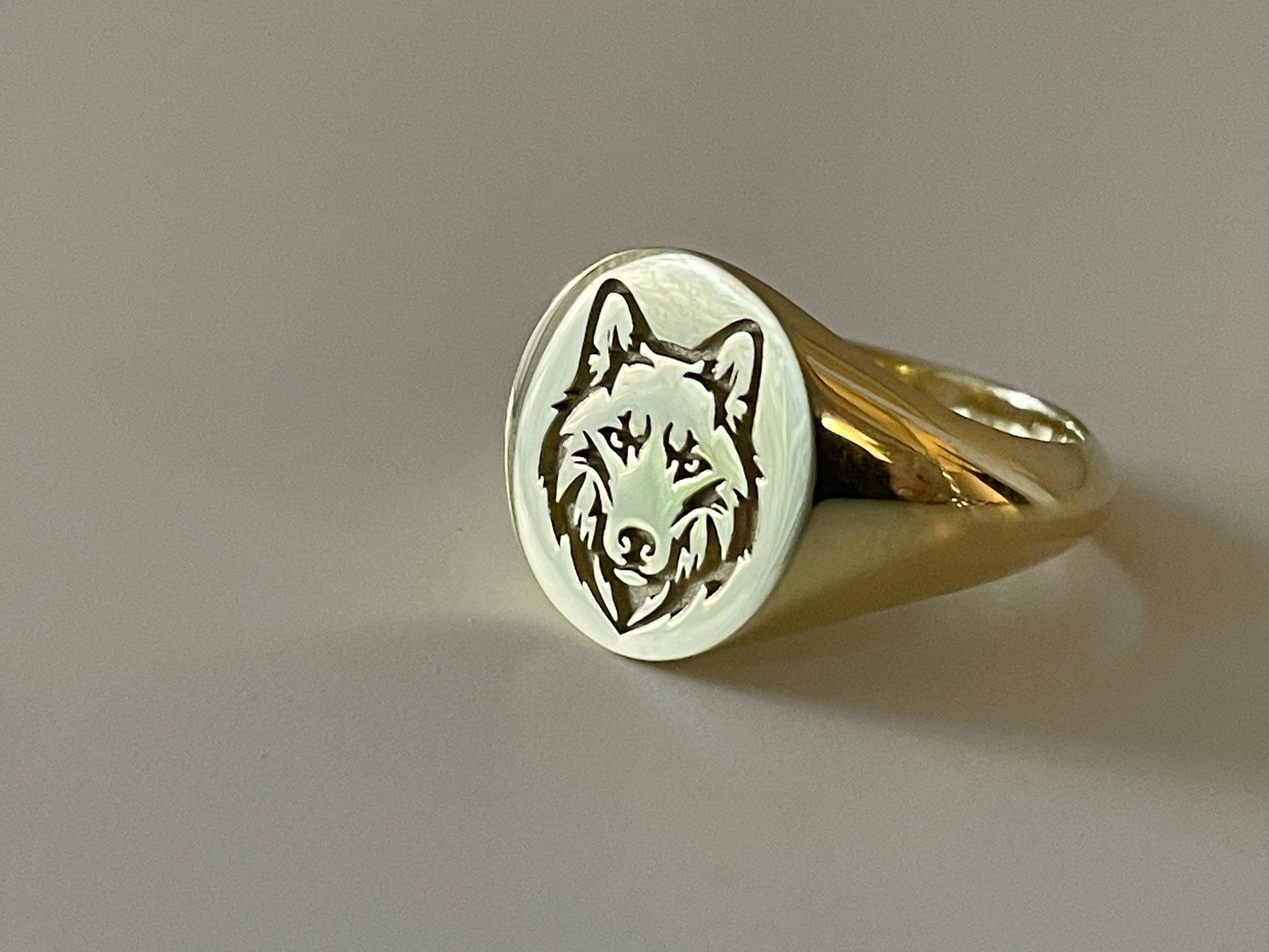 Wolf Ring, Gold Wolf Ring, Wolf Signet Ring, 14k Gold Wolf Ring