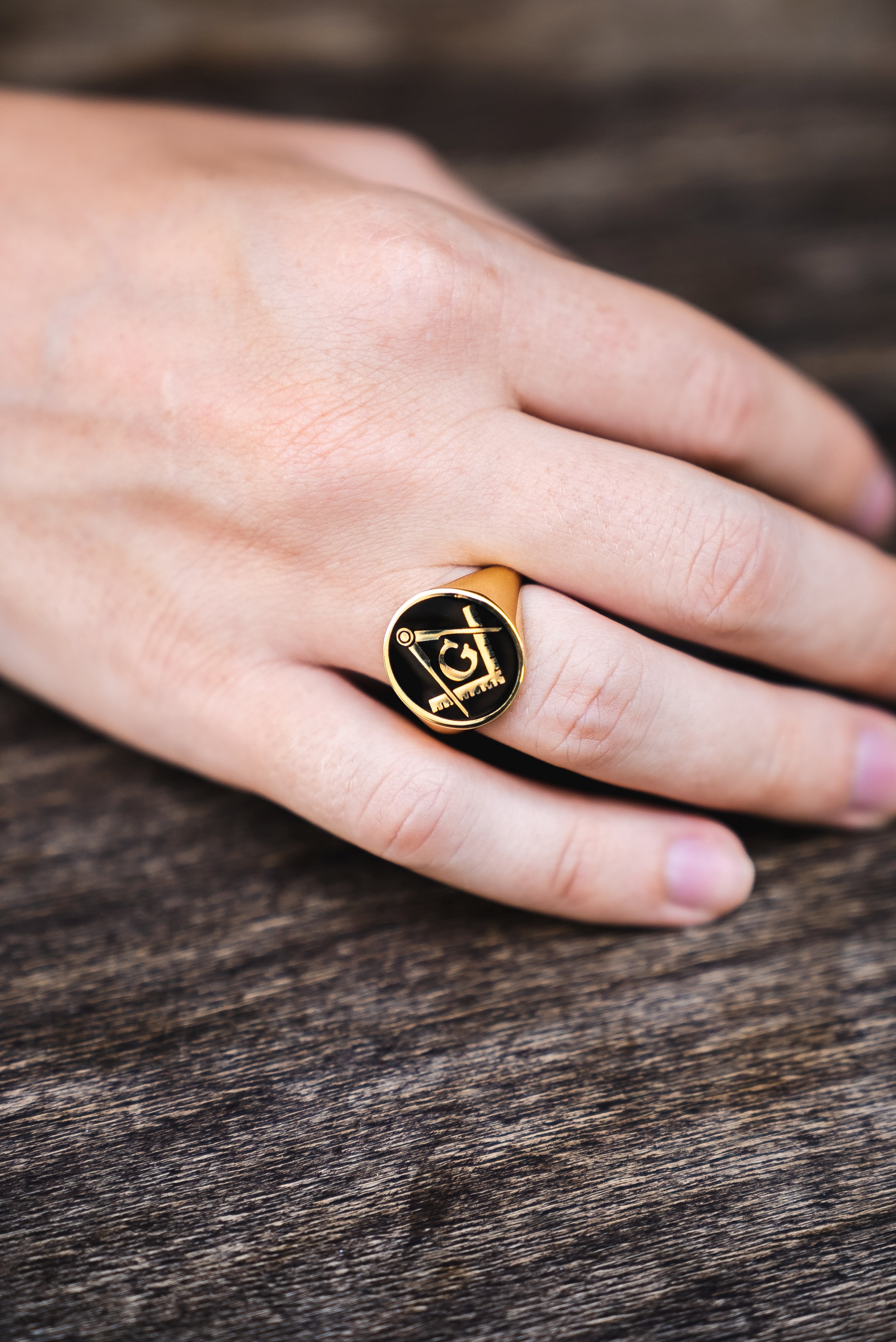 Masonic on sale ring finger